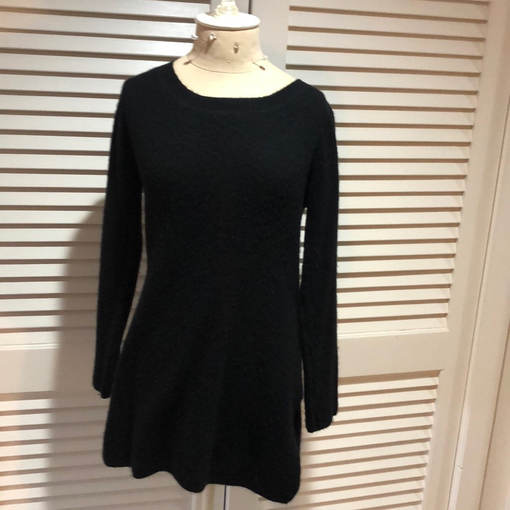 Black cashmere tunic.